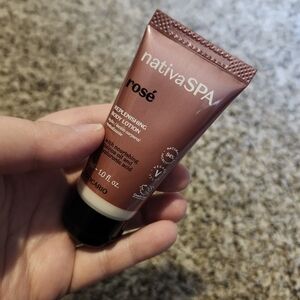 Nativa SPA Rosé Body Lotion